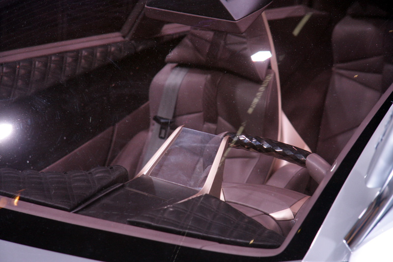 Illustration for article titled Don't Laugh, This Citroen With Insane Doors Is Actually Close To Reality